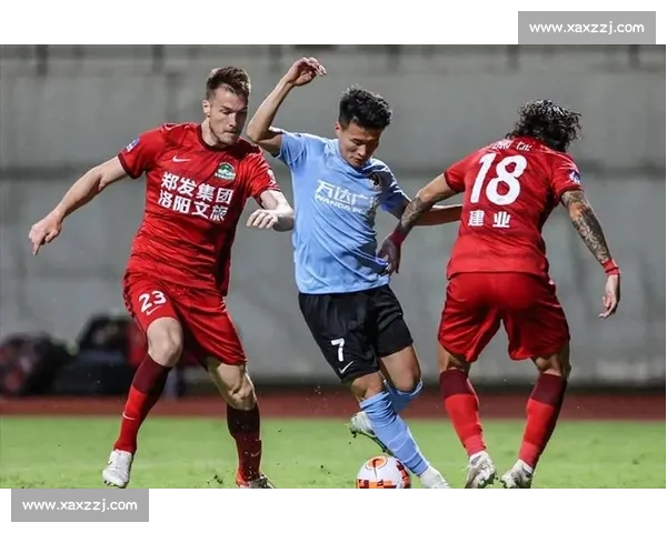 上海申鑫主场迎战广州恒大中超新老势力正面碰撞焦点之战一触即发