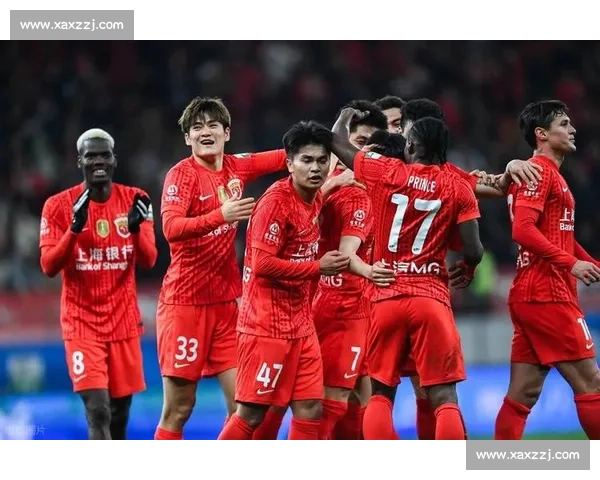 中超焦点之战广东恒大对决上海上港巅峰较量再燃冠军悬念赛季风向标